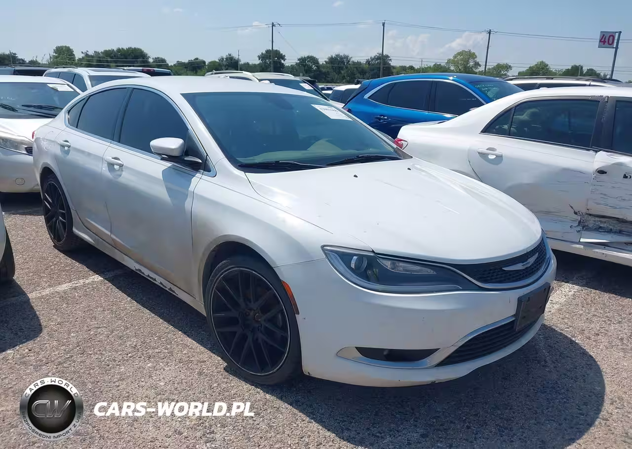 2015 Chrysler 200 Limited