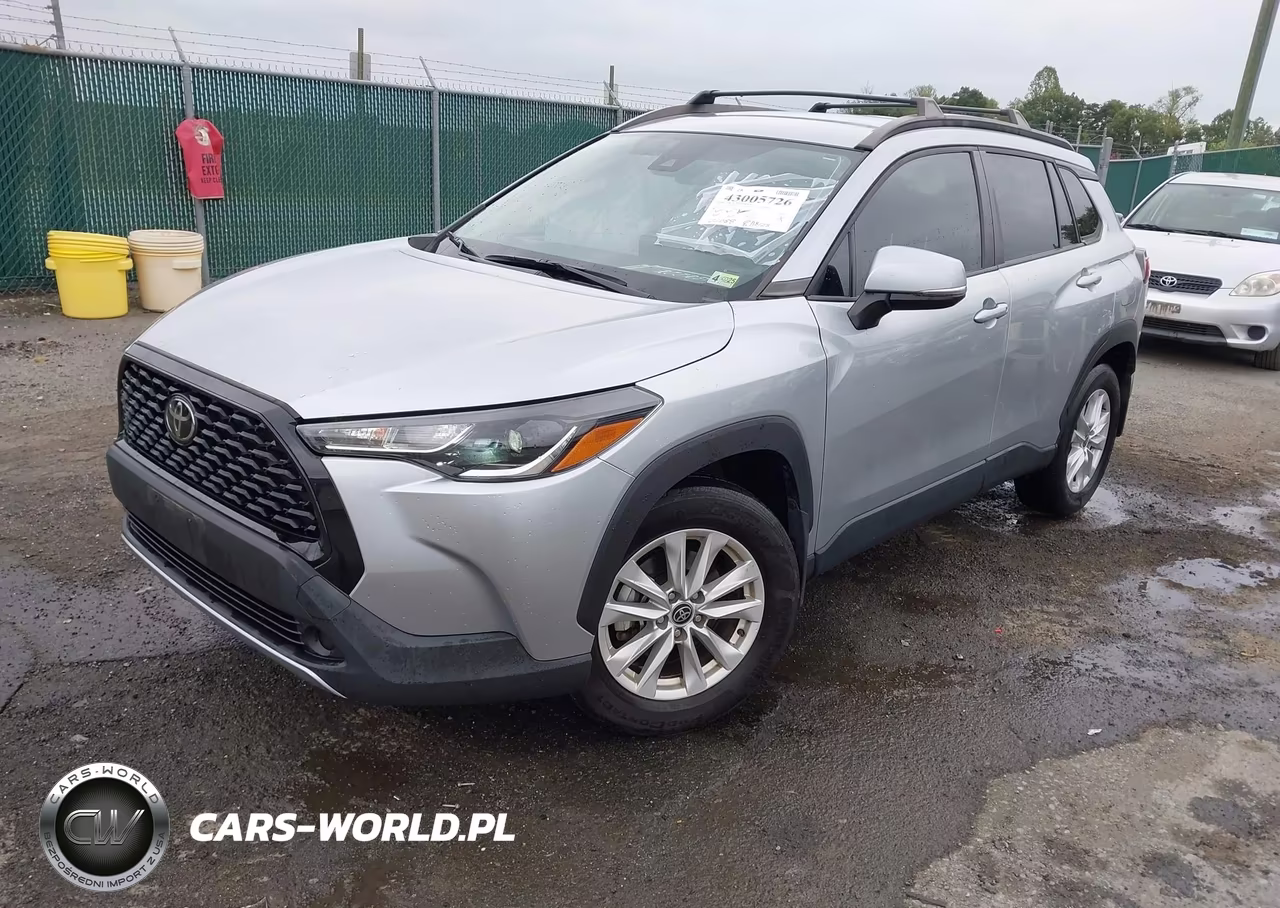 2022 Toyota Corolla Cross Le VIN:7MUCAABG7NV026339 - 2