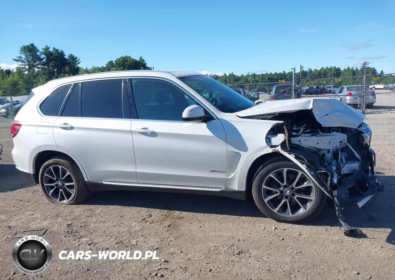 2017 BMW X5 xDrive35I VIN:5UXKR0C37H0V77624 - 14