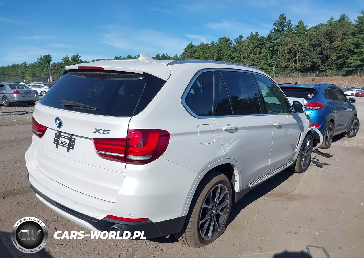 2017 BMW X5 xDrive35I VIN:5UXKR0C37H0V77624 - 4