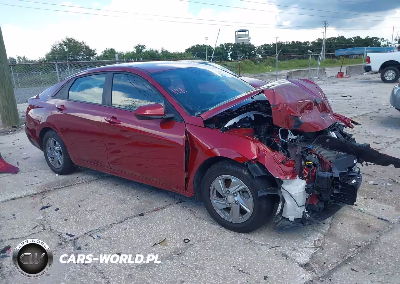 2024 Hyundai Elantra Se