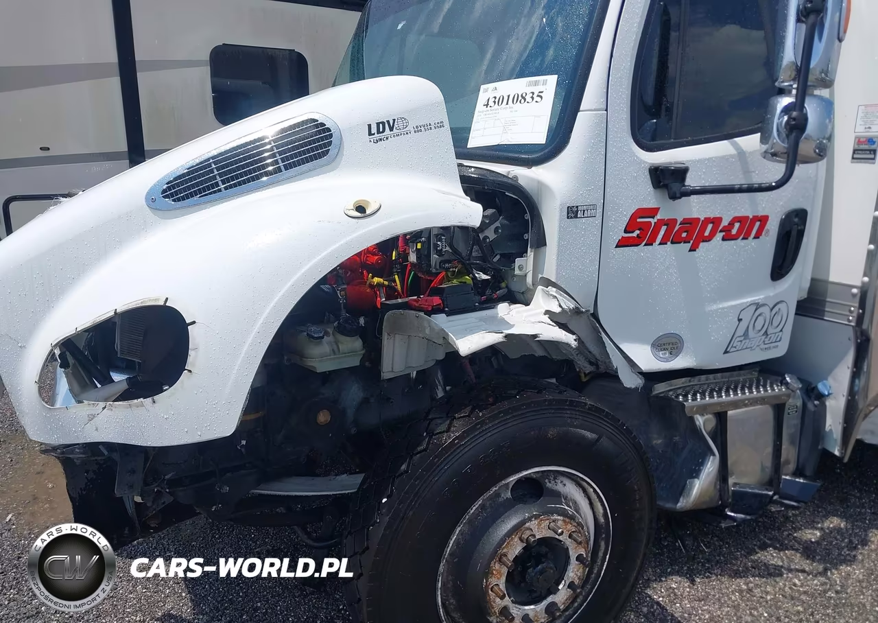 2020 Freightliner M2 106 VIN:1FVACWFC9LHLX7596 - 16