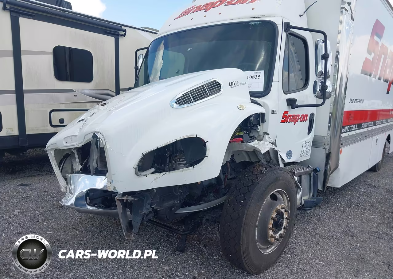 2020 Freightliner M2 106 VIN:1FVACWFC9LHLX7596 - 6
