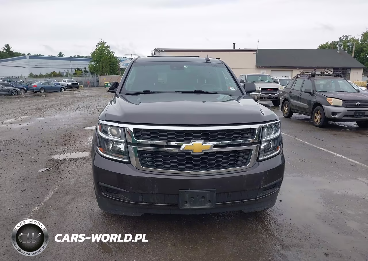 2018 Chevrolet Suburban Lt VIN:1GNSKHKC3JR162394 - 12