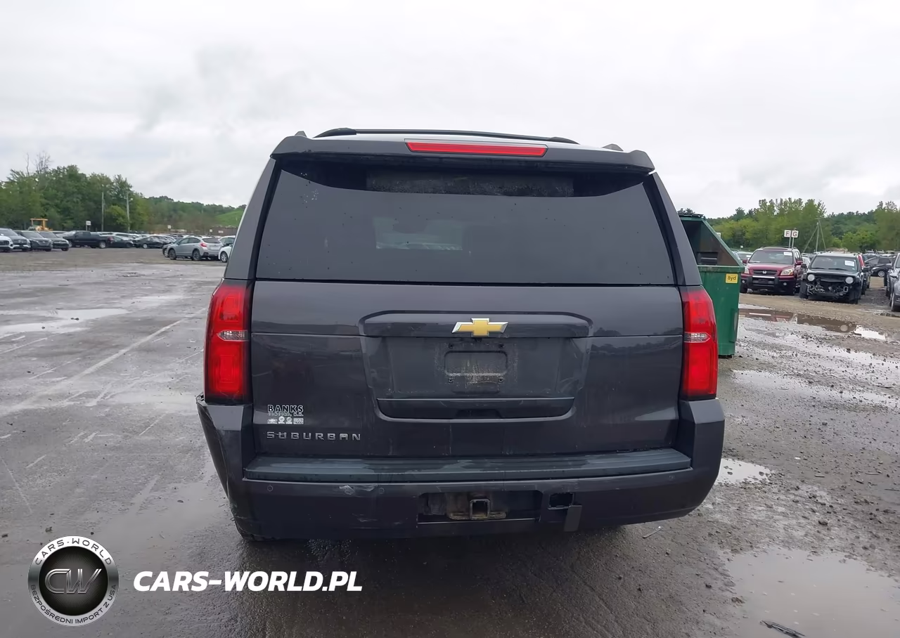 2018 Chevrolet Suburban Lt VIN:1GNSKHKC3JR162394 - 16