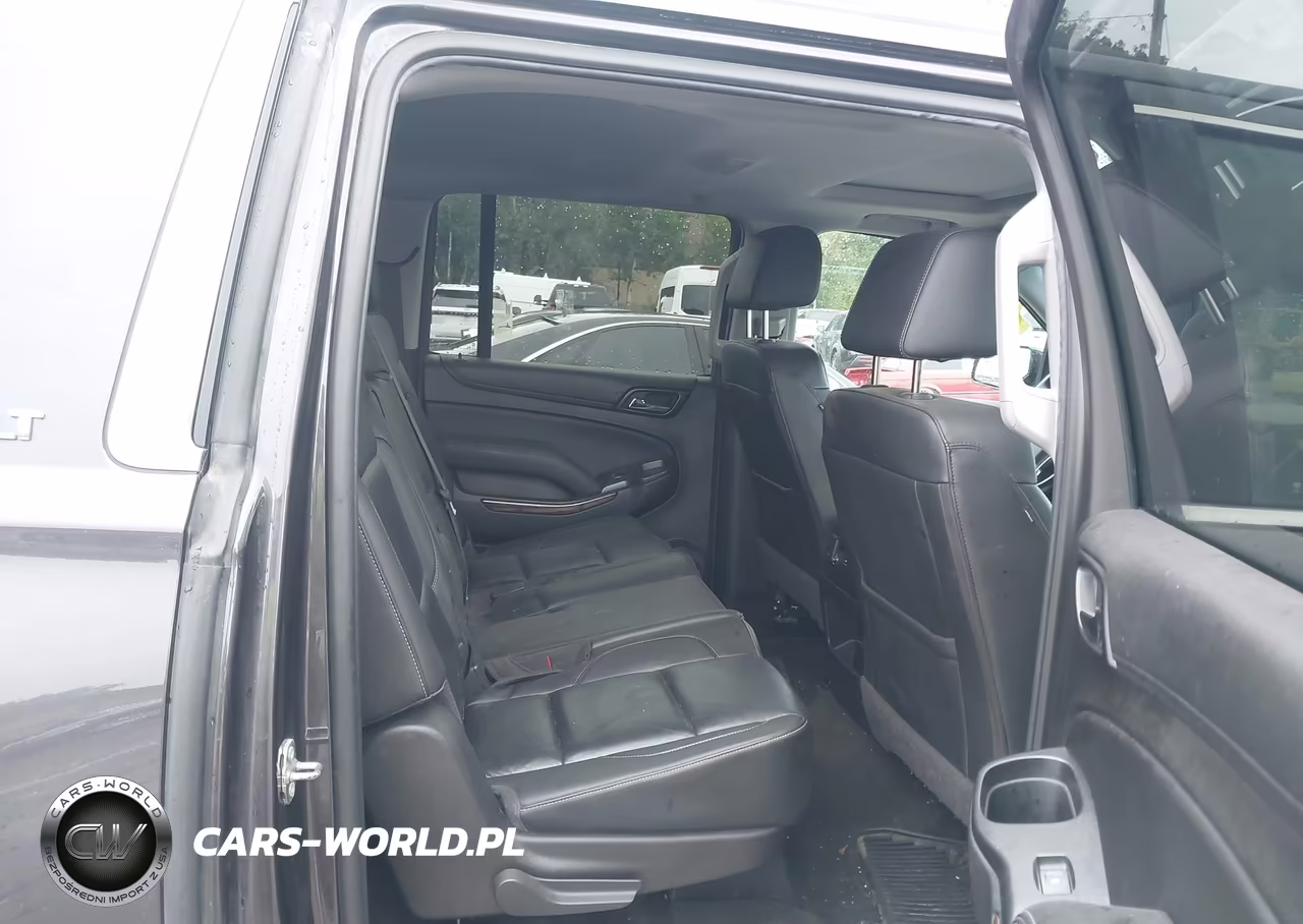 2018 Chevrolet Suburban Lt VIN:1GNSKHKC3JR162394 - 8