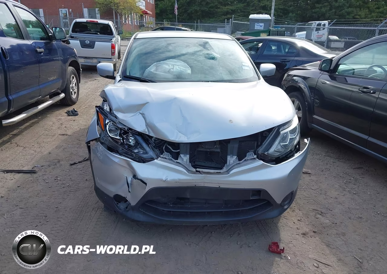 2019 Nissan Rogue Sport S VIN:JN1BJ1CP1KW529089 - 6