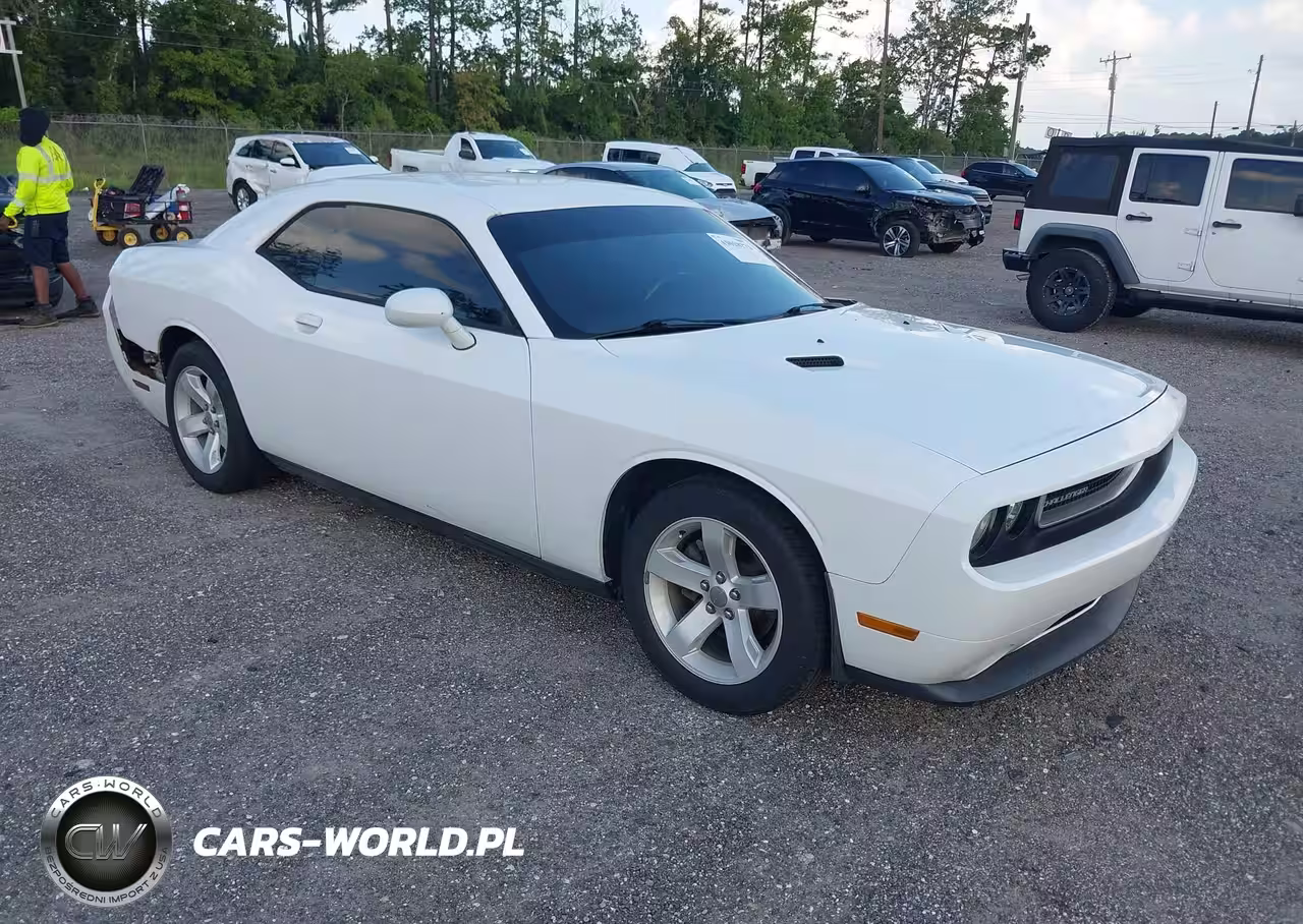 2012 Dodge Challenger Sxt