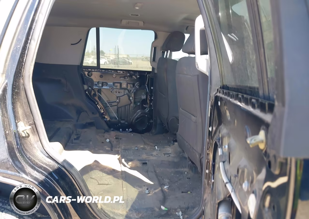 2019 Chevrolet Tahoe Commercial Fleet VIN:1GNLCDEC4KR150293 - 8