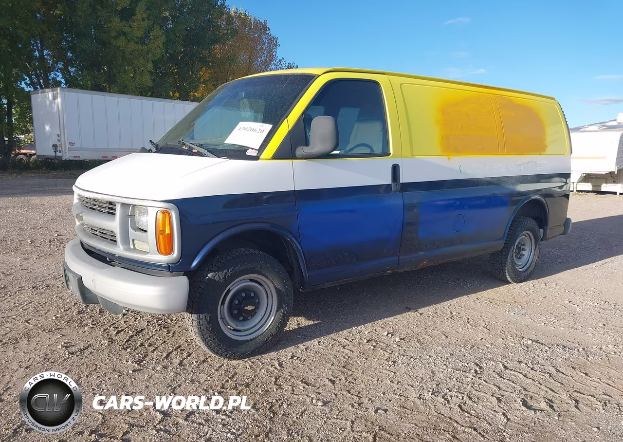 2002 Chevrolet Express VIN:1GCGG25R721134045 - 2