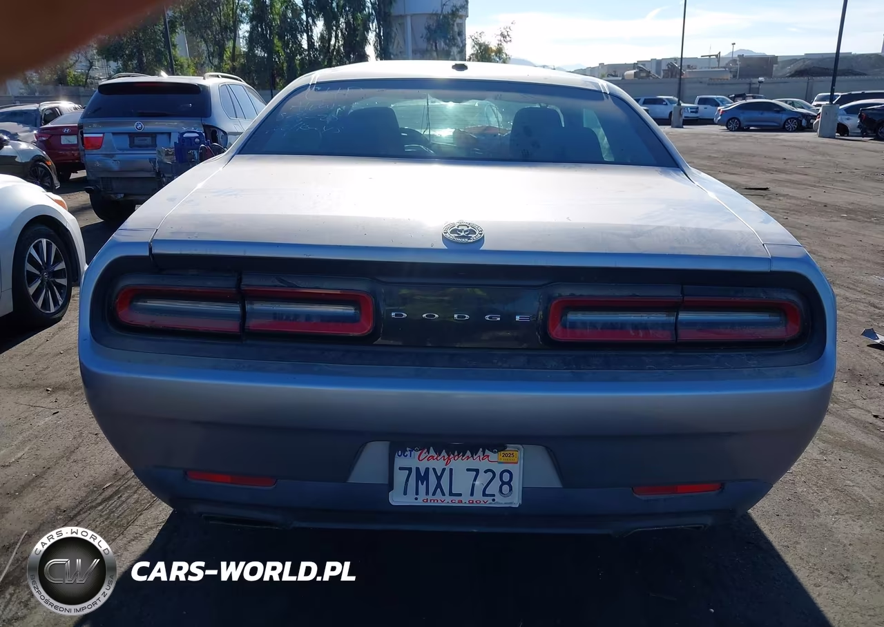 2016 Dodge Challenger Sxt VIN:2C3CDZAG3GH100895 - 16