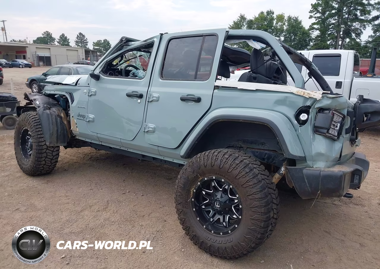2024 Jeep Wrangler 4-Door Sahara 4X4 VIN:1C4PJXEGXRW324481 - 3