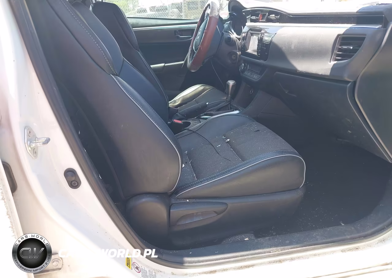 2016 Toyota Corolla S Plus VIN:5YFBURHE9GP372390 - 5
