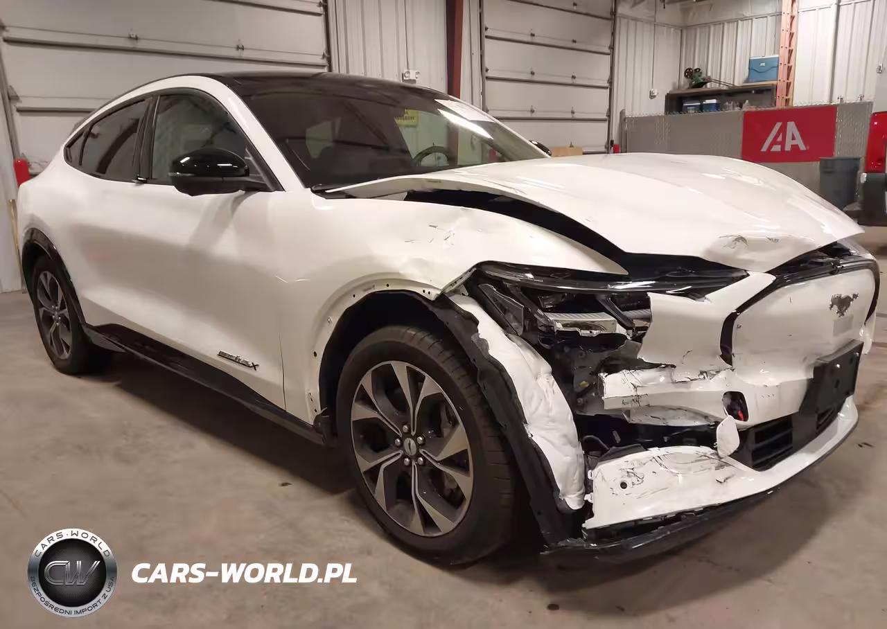 2022 Ford Mustang Mach-E Premium