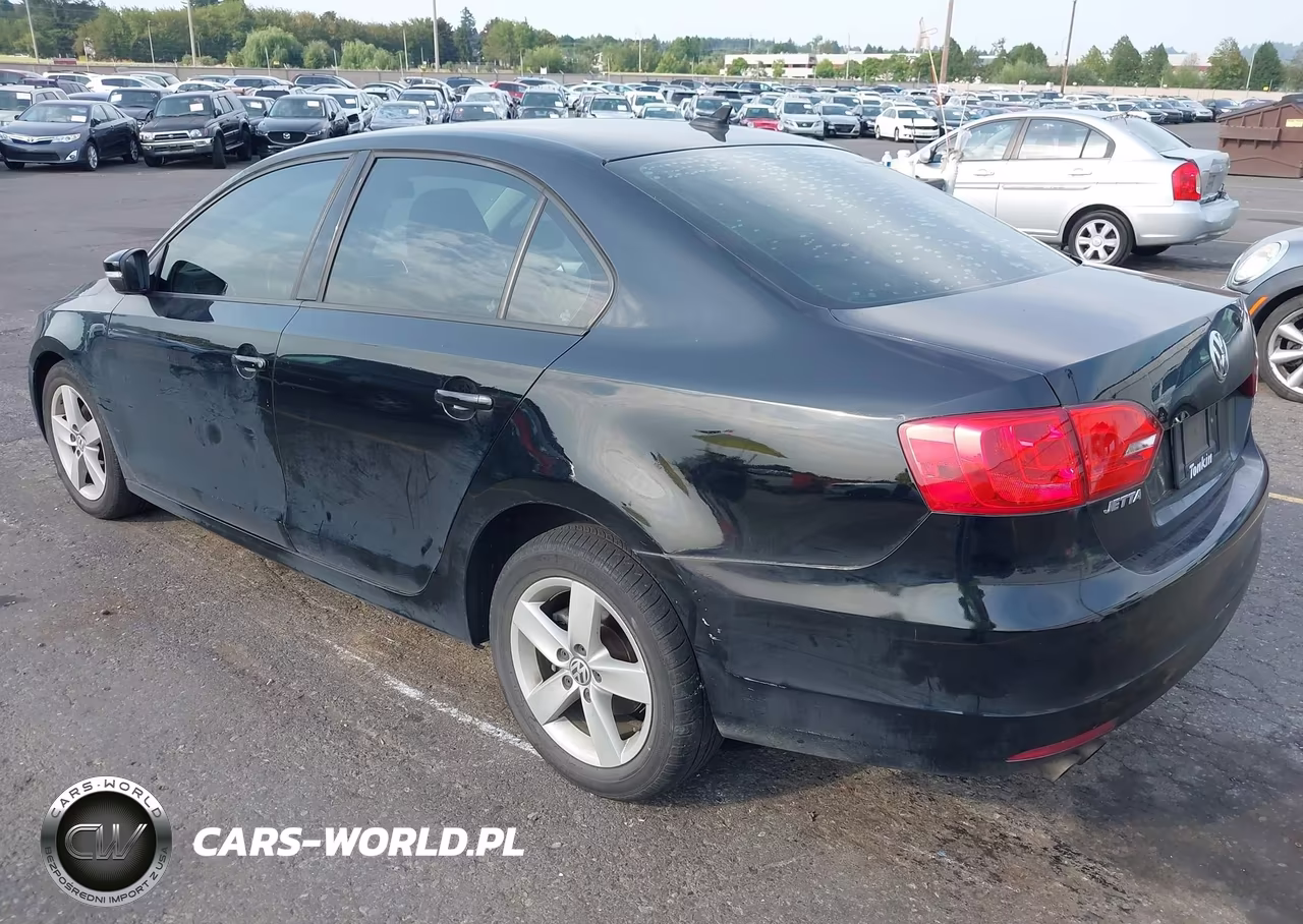 2011 Volkswagen Jetta 2.0L Tdi VIN:3VWLL7AJ8BM050193 - 3
