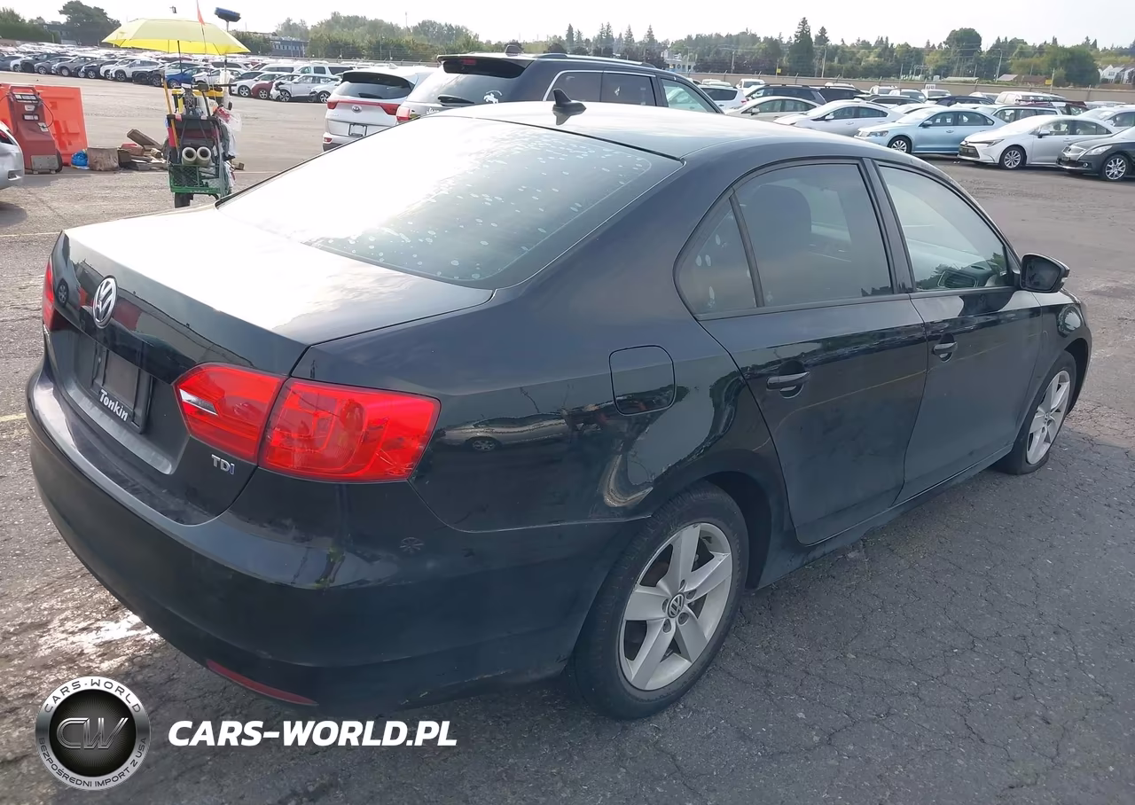 2011 Volkswagen Jetta 2.0L Tdi VIN:3VWLL7AJ8BM050193 - 4