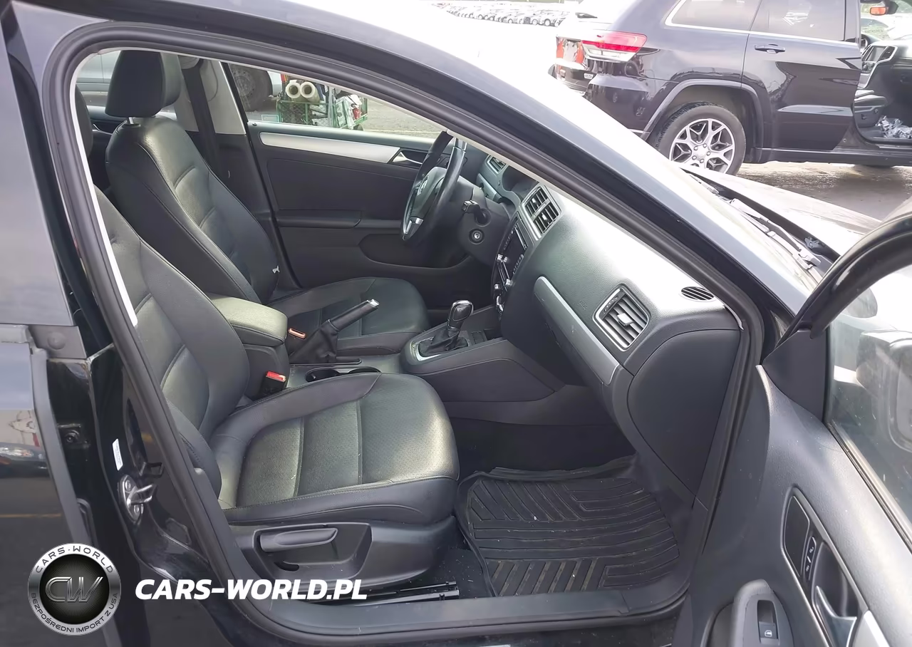 2011 Volkswagen Jetta 2.0L Tdi VIN:3VWLL7AJ8BM050193 - 5