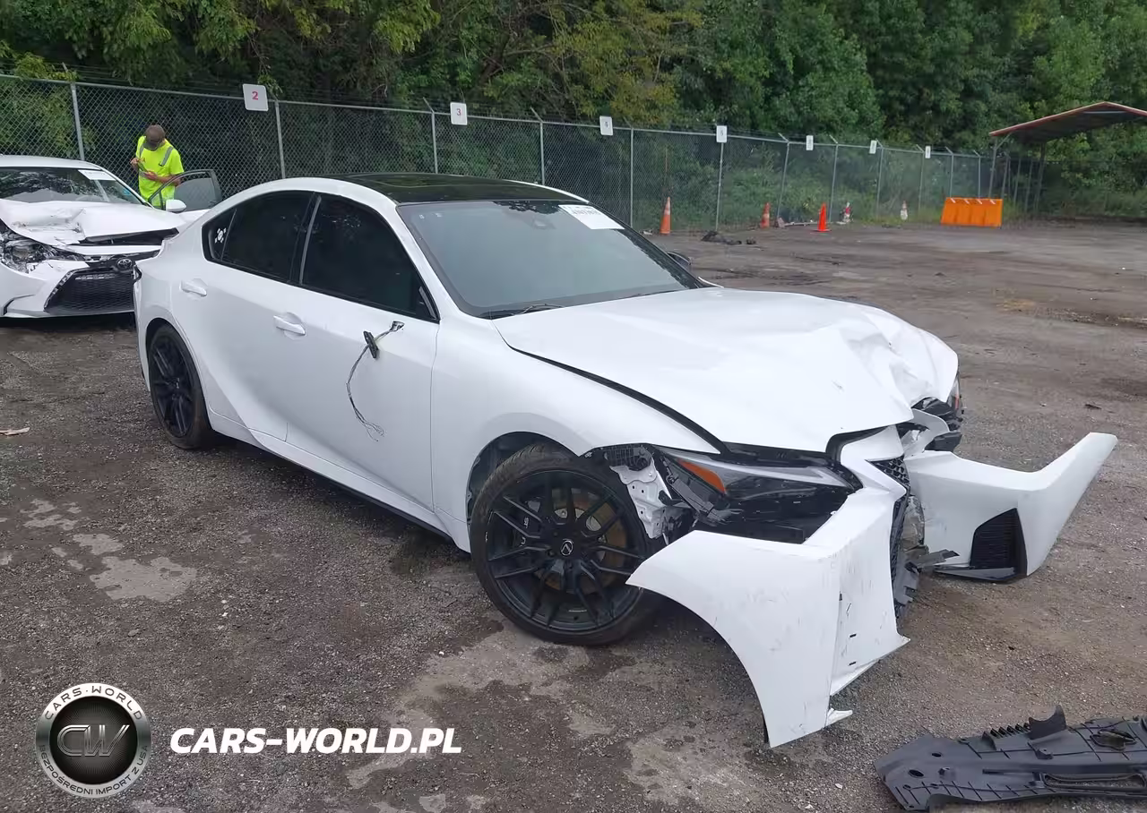 LEXUS