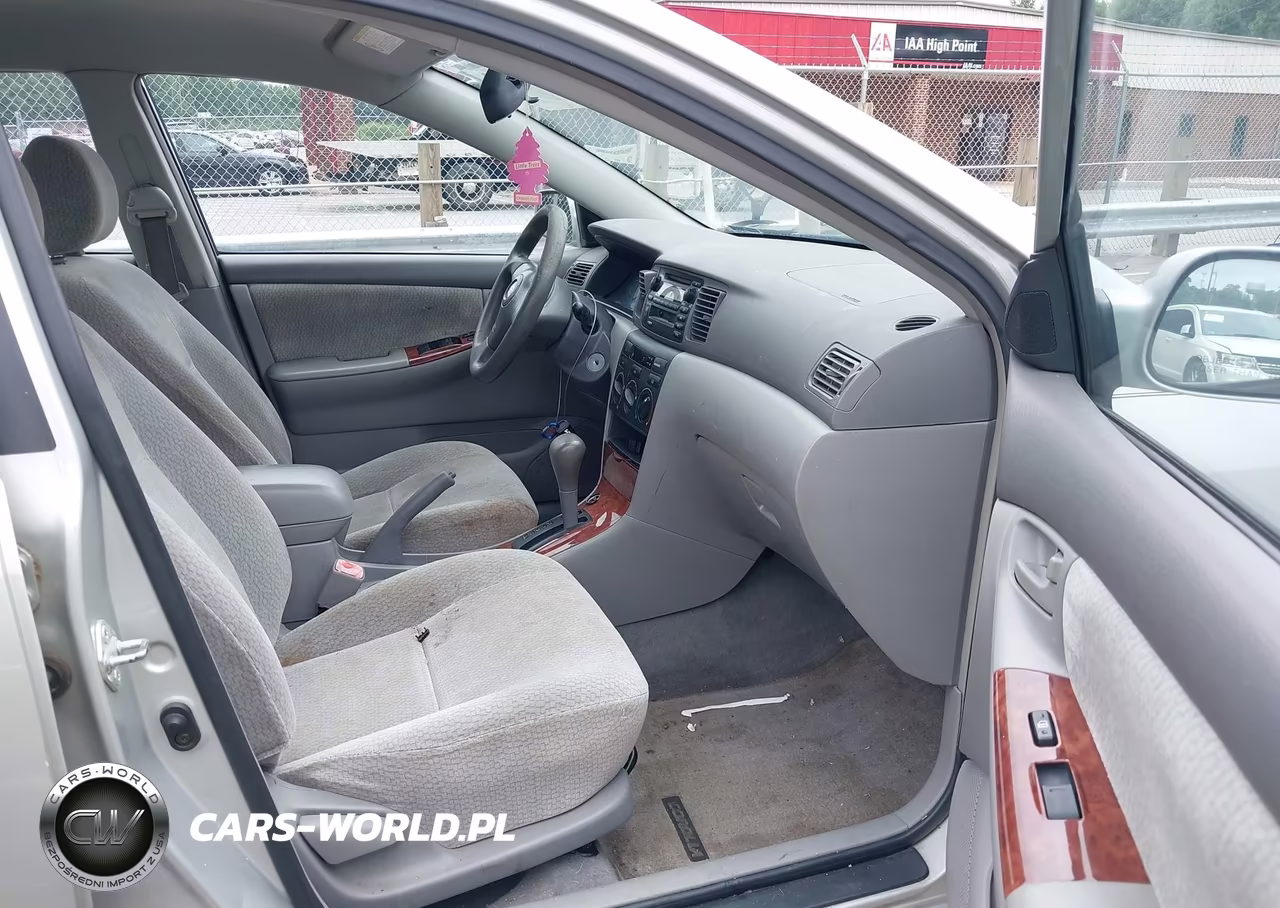 2004 Toyota Corolla Le VIN:1NXBR32E74Z292085 - 5