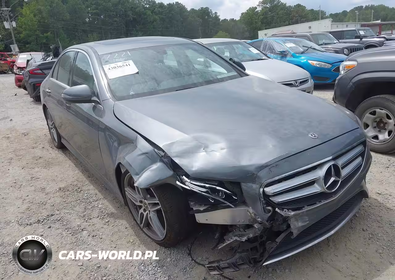 MERCEDES-BENZ