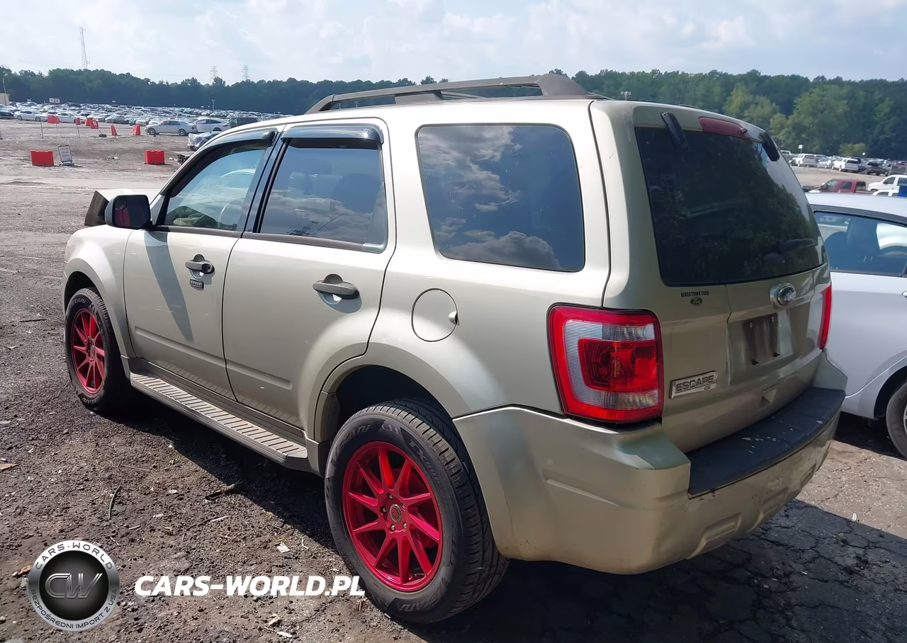 2012 Ford Escape Xlt VIN:1FMCU0D75CKA81249 - 3