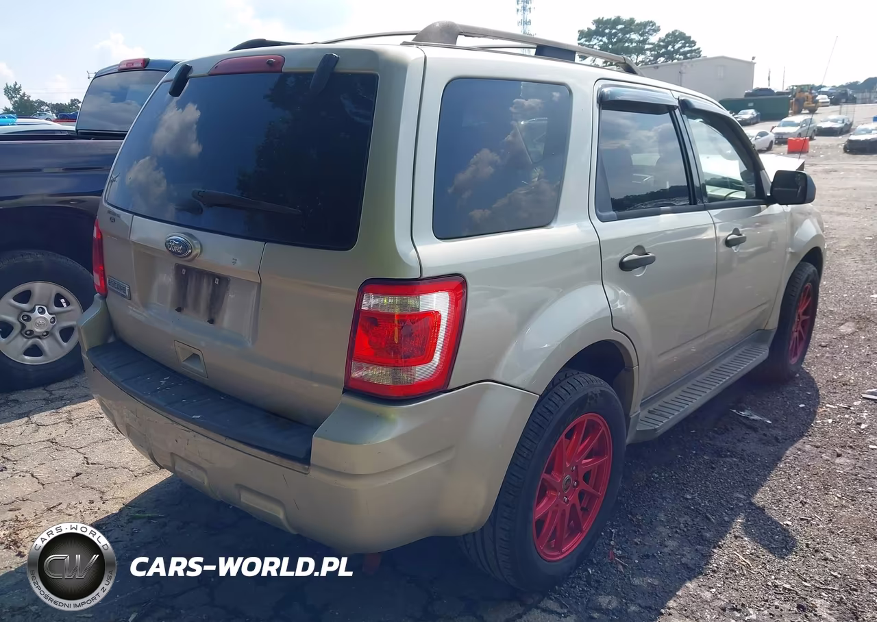 2012 Ford Escape Xlt VIN:1FMCU0D75CKA81249 - 4