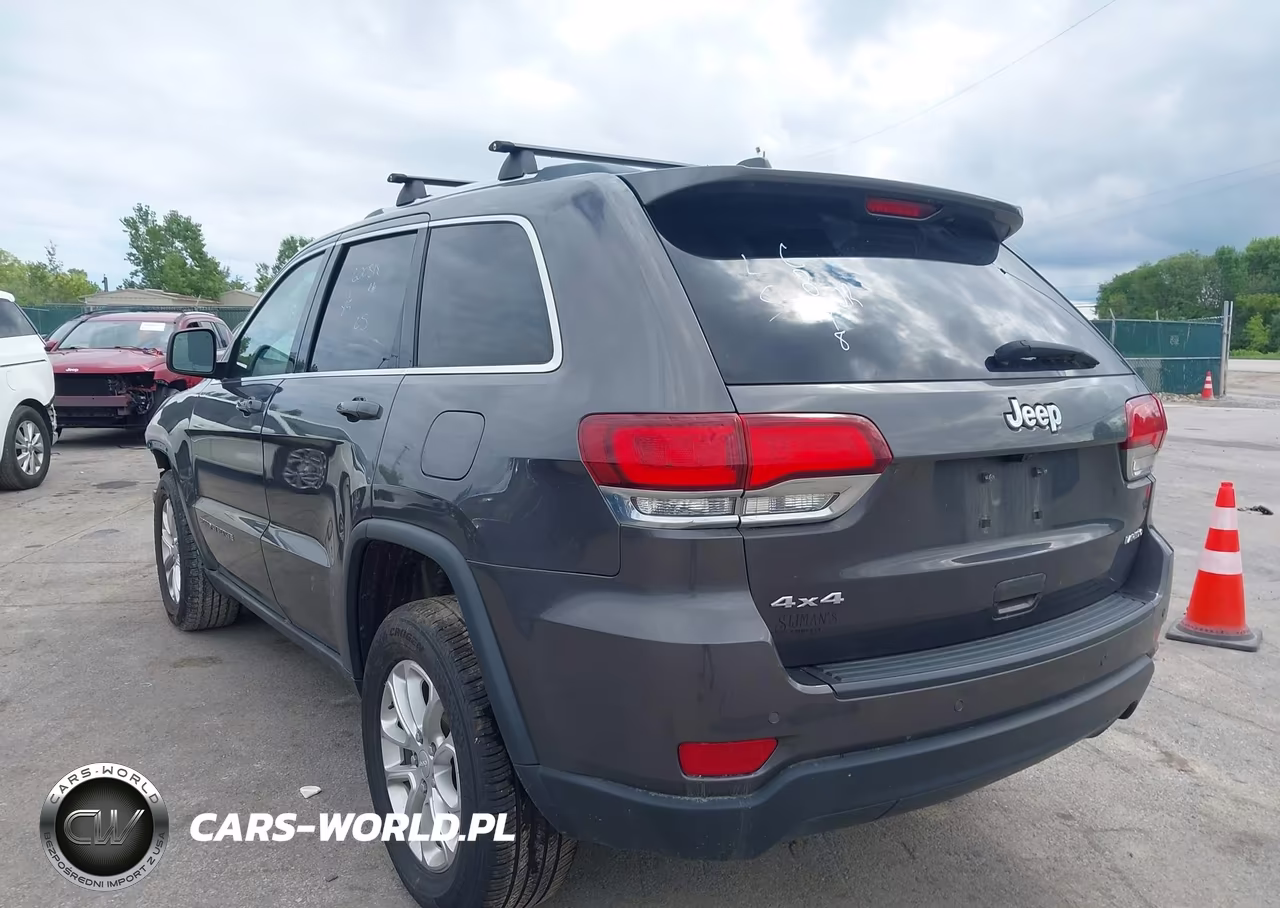 2021 Jeep Grand Cherokee Laredo E 4X4 VIN:1C4RJFAG4MC600818 - 3