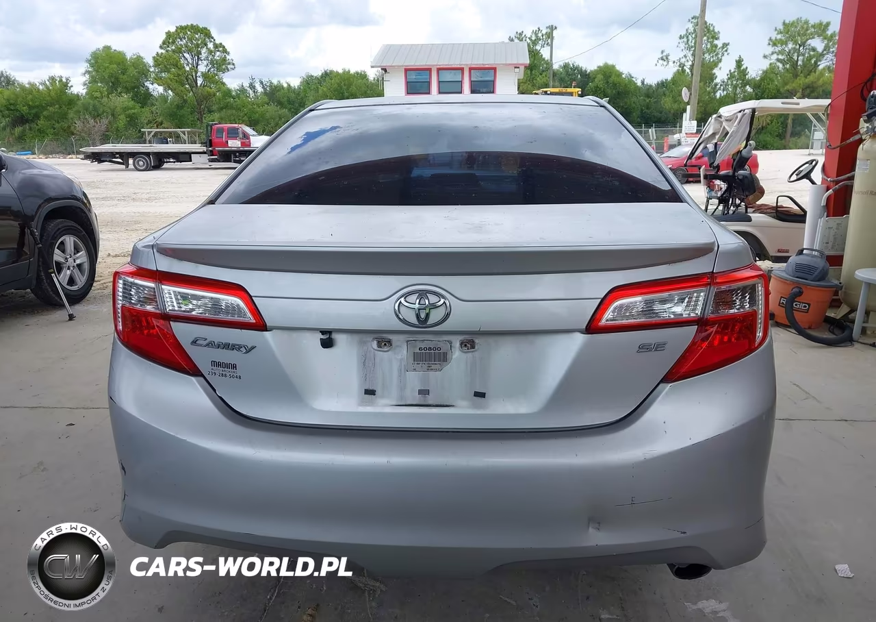 2014 Toyota Camry Se VIN:4T1BF1FK1EU326374 - 17
