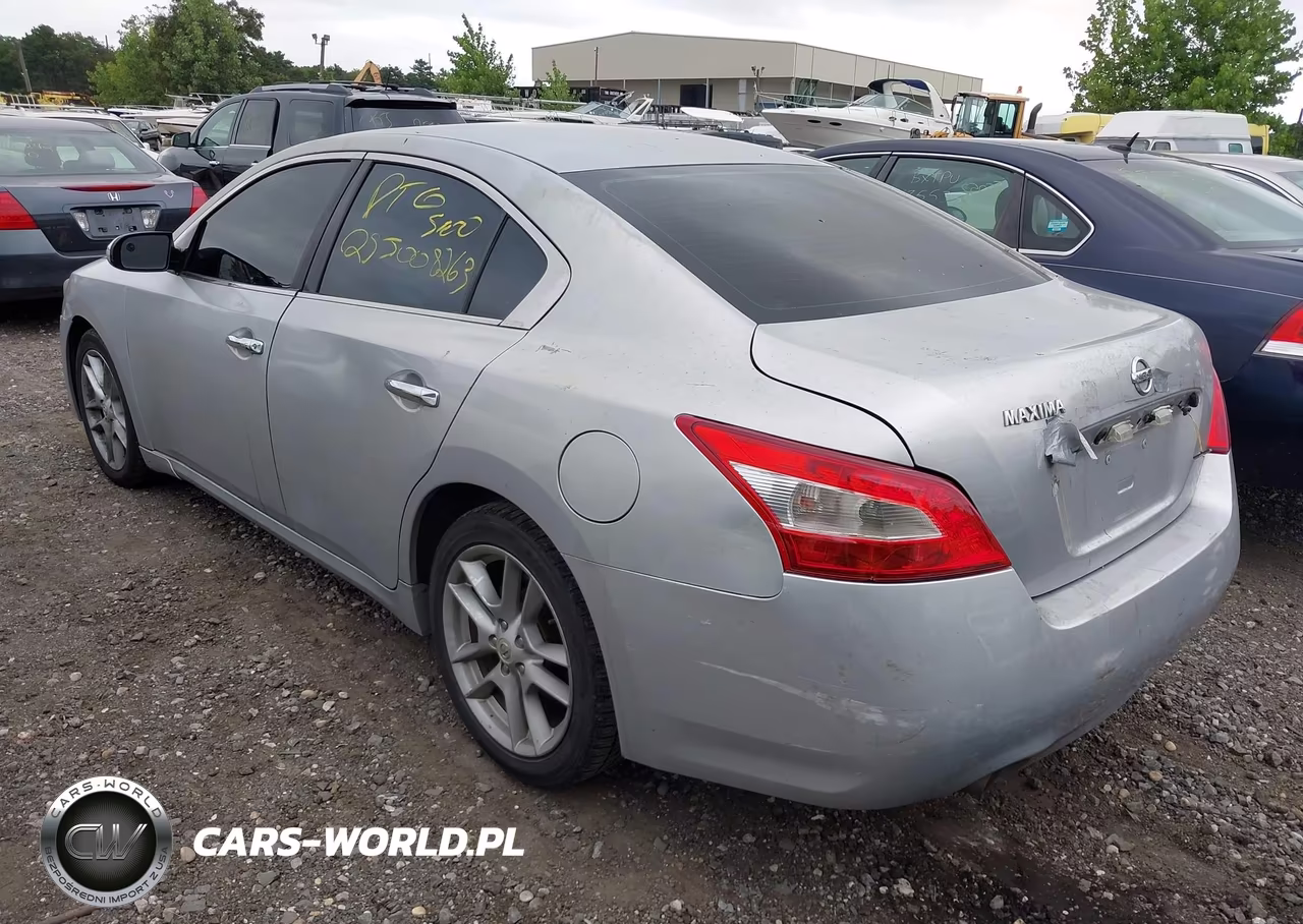 NISSAN MAXIMA VIN:1N4AA51EX9C800752 - 3