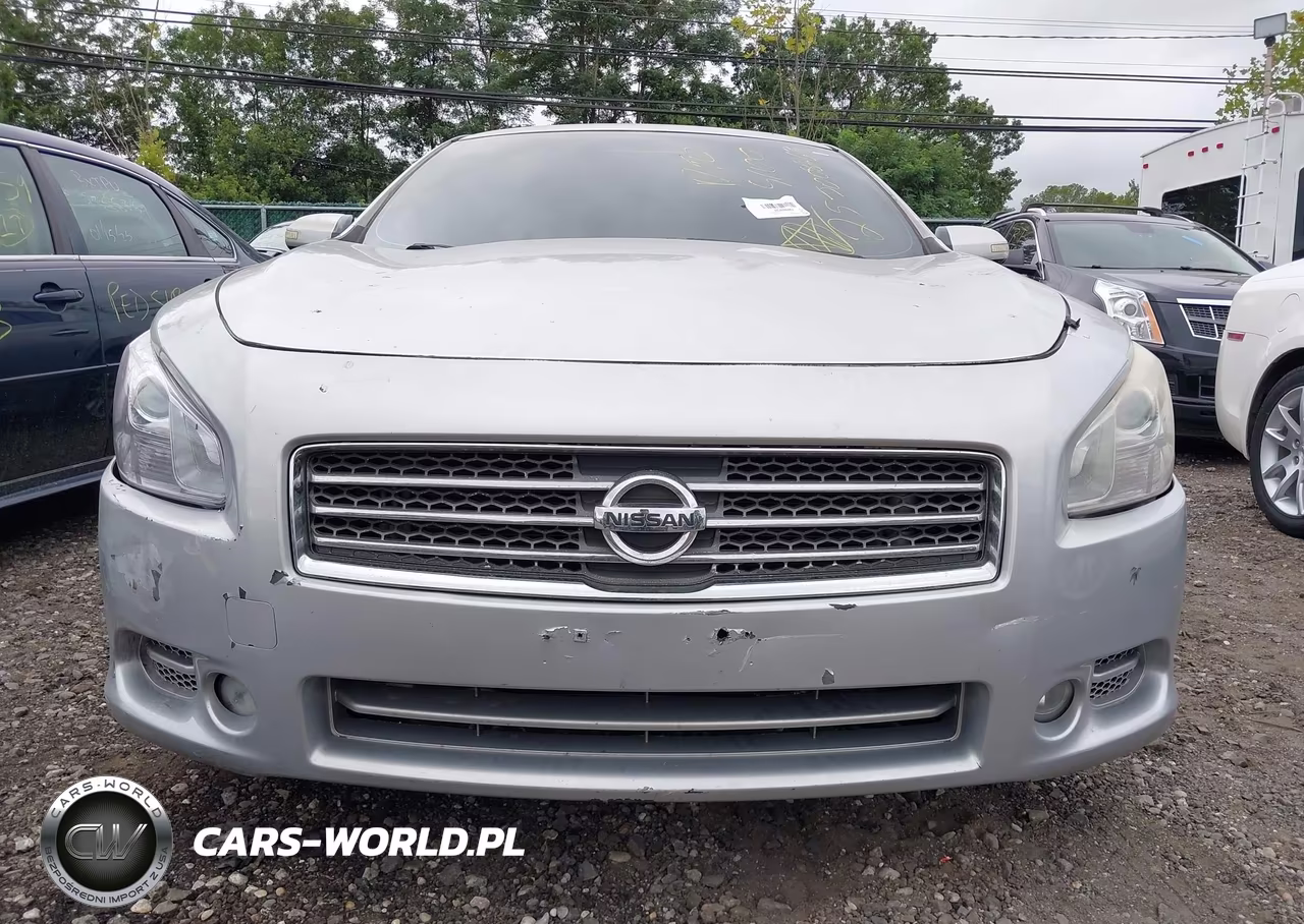 NISSAN MAXIMA VIN:1N4AA51EX9C800752 - 6
