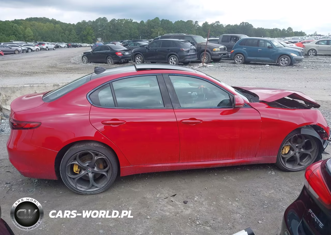 2018 Alfa Romeo Giulia Ti Sport Awd VIN:ZARFAEEN2J7566698 - 13