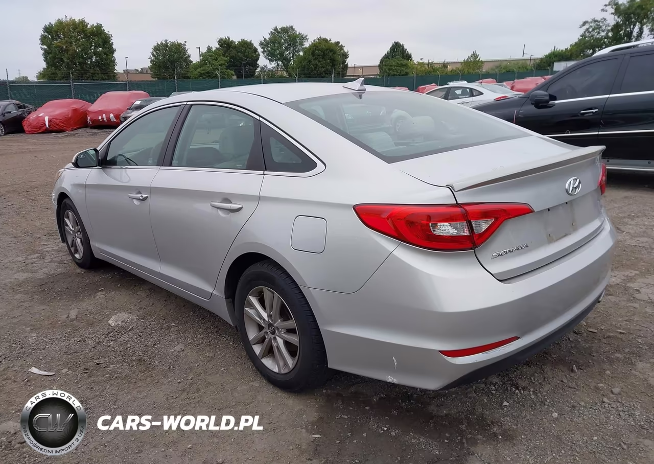 2015 Hyundai Sonata Se VIN:5NPE24AF5FH025045 - 3
