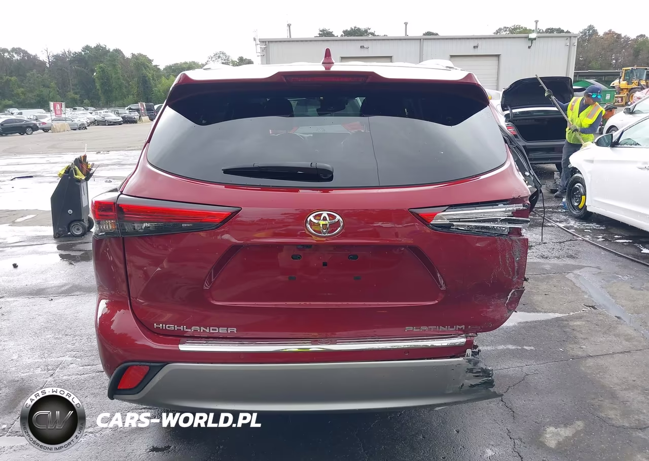 2021 Toyota Highlander Platinum VIN:5TDFZRBH0MS062833 - 17
