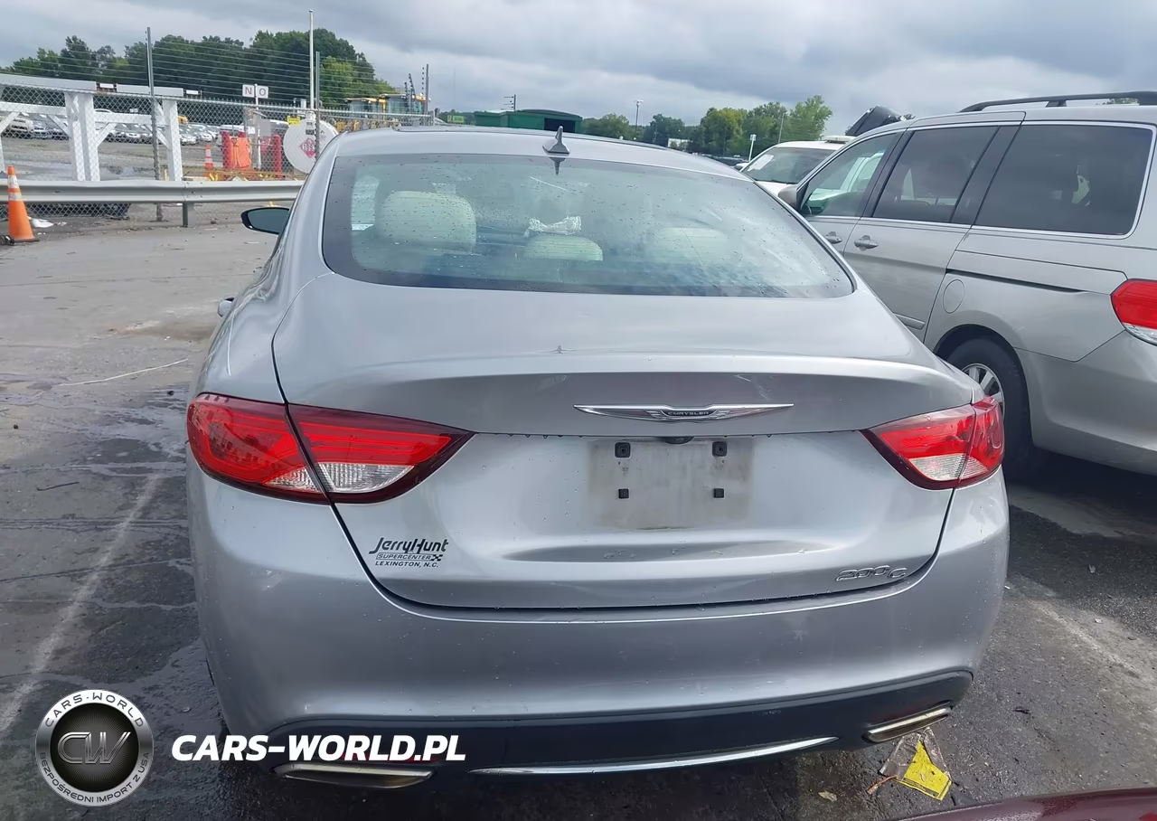 2016 Chrysler 200 C VIN:1C3CCCCG8GN124517 - 16