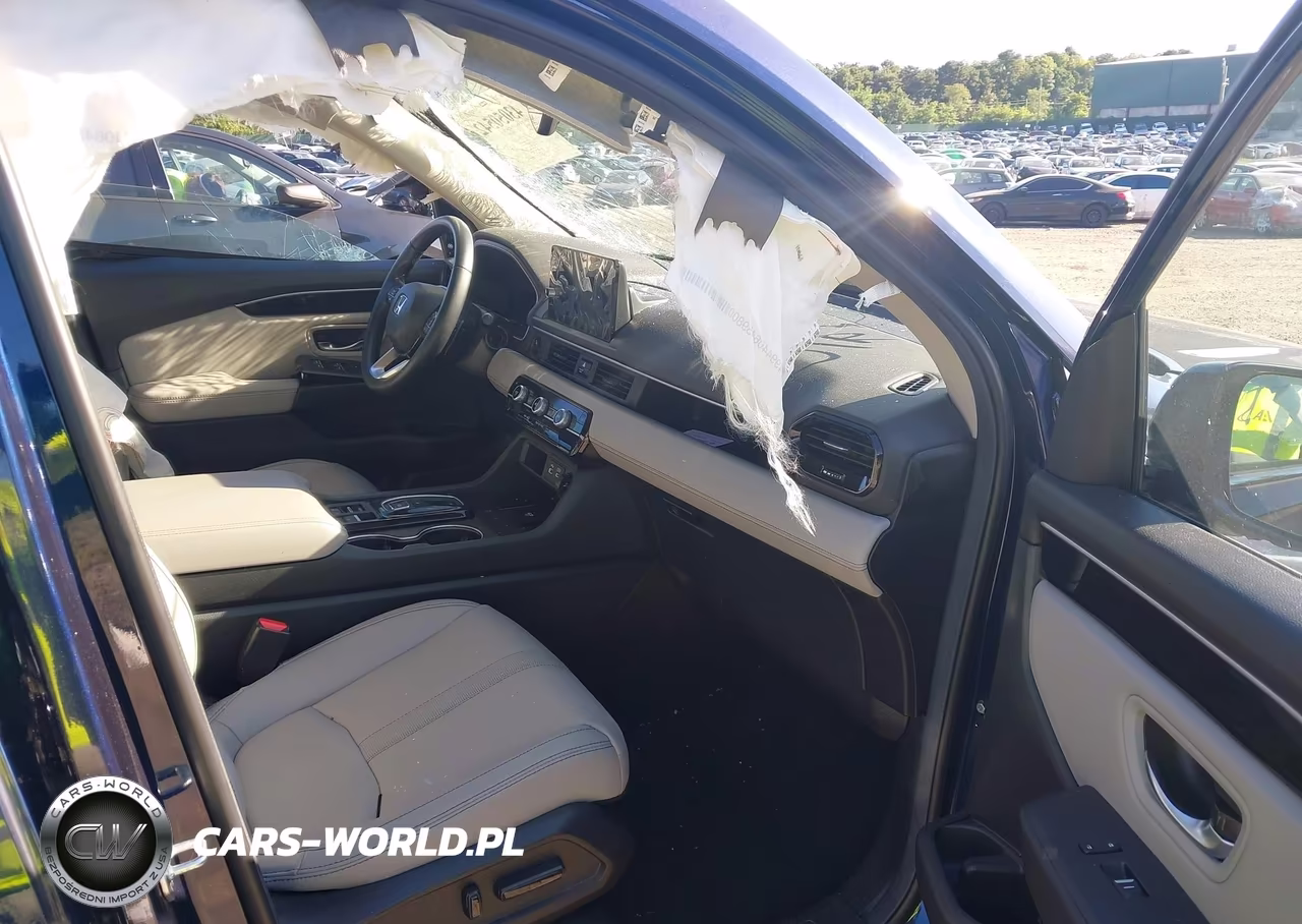 2025 Honda Pilot Touring VIN:5FNYG1H70SB010151 - 5