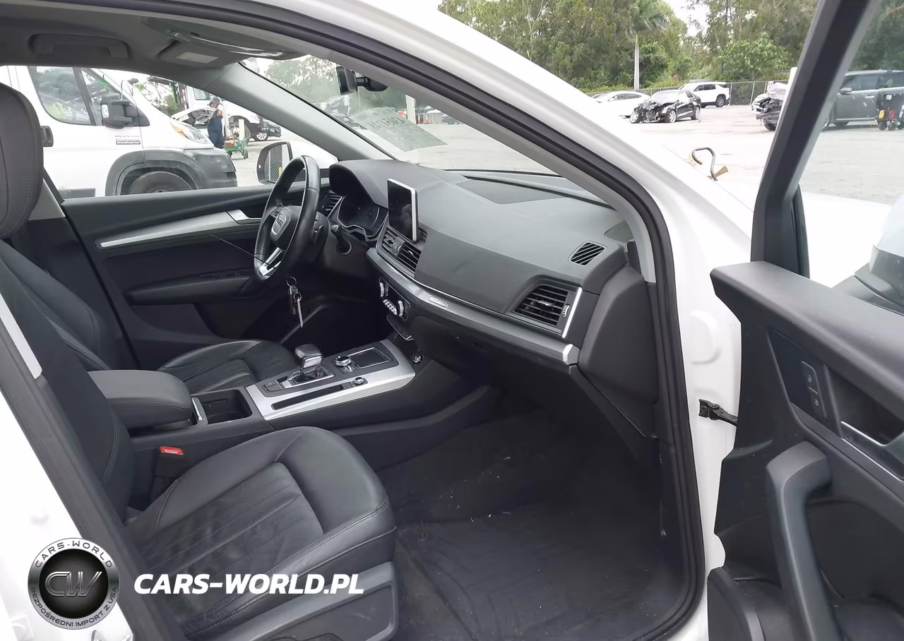 2018 Audi Q5 2.0T Premium-2.0T Tech Premium VIN:WA1ANAFY2J2205618 - 5