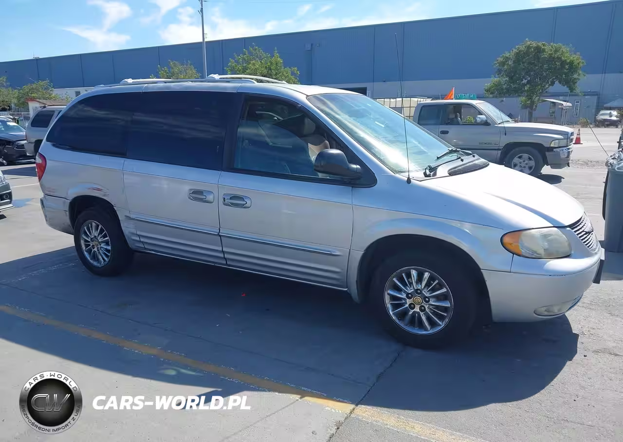2002 Chrysler Town & Country Limited