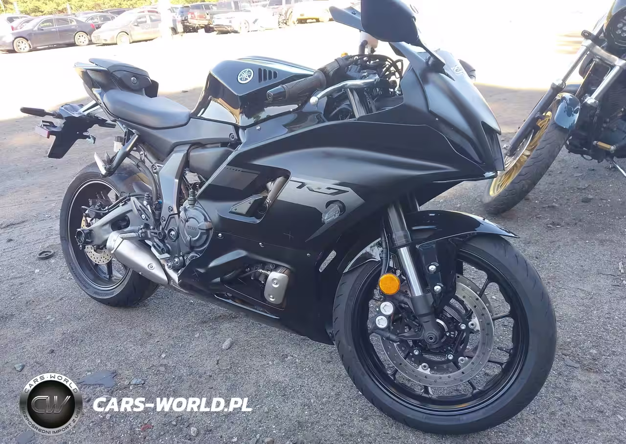 2025 Yamaha Yzfr7