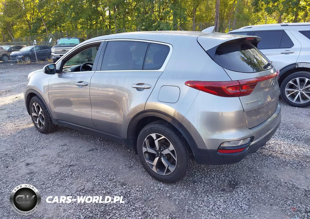 2020 Kia Sportage Lx VIN:KNDPM3AC2L7827491 - 3