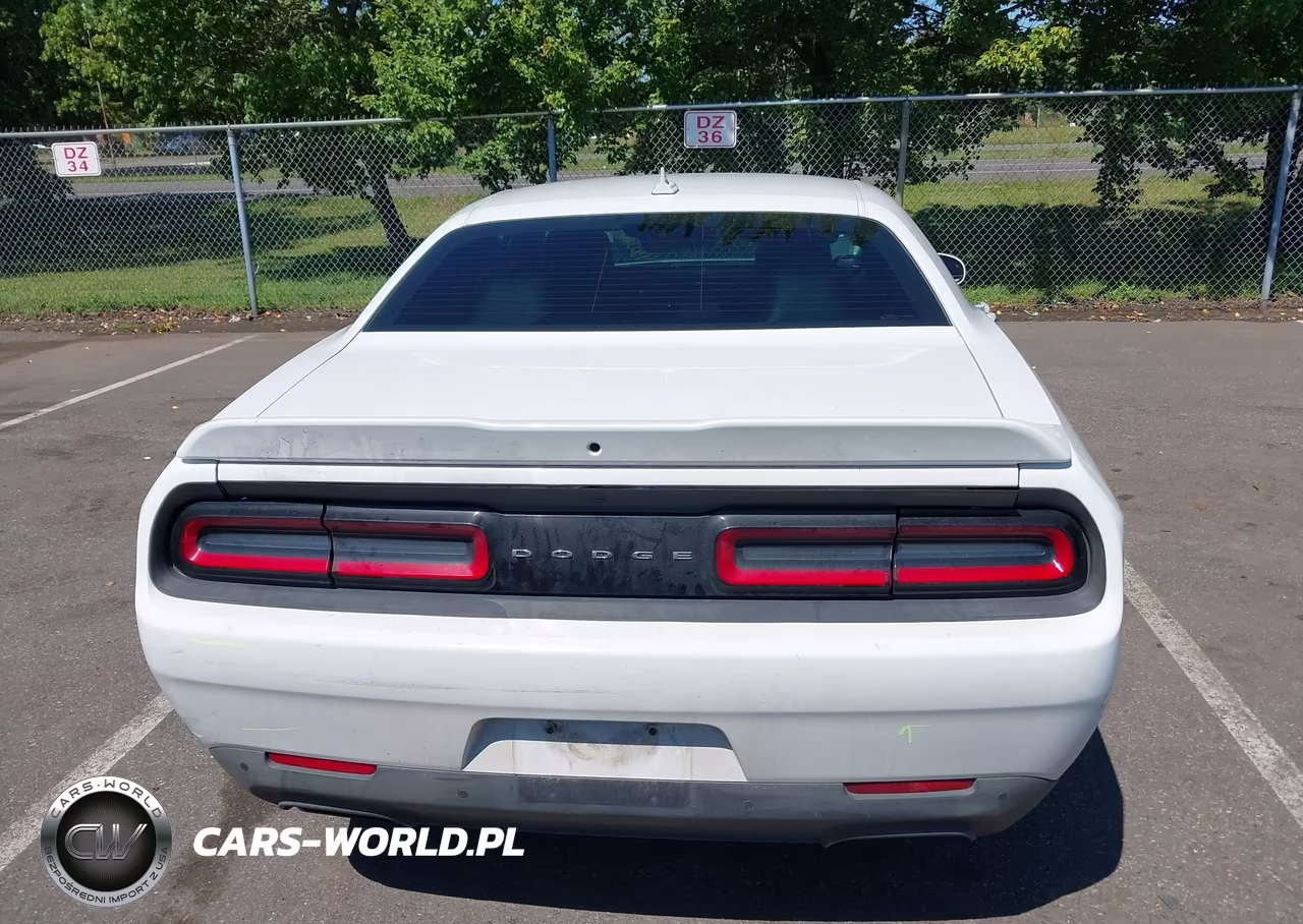 2015 Dodge Challenger R-T Plus VIN:2C3CDZBT6FH709120 - 16