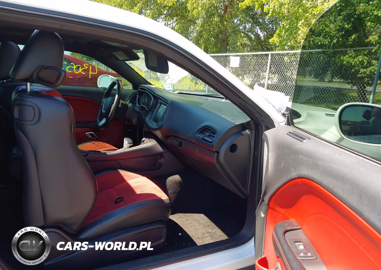 2015 Dodge Challenger R-T Plus VIN:2C3CDZBT6FH709120 - 5