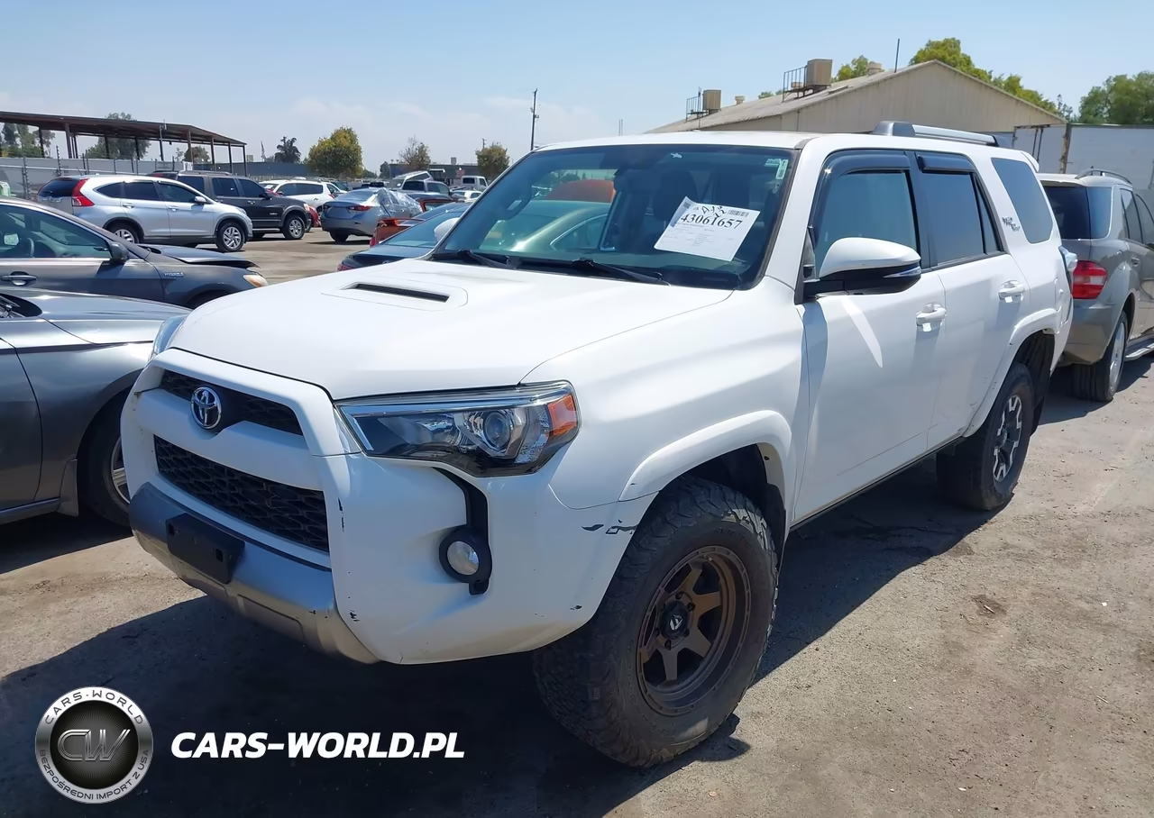 2018 Toyota 4Runner Trd Off Road Premium VIN:JTEBU5JR3J5577497 - 2