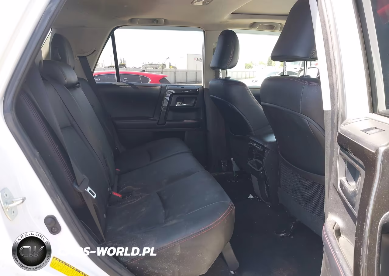2018 Toyota 4Runner Trd Off Road Premium VIN:JTEBU5JR3J5577497 - 8