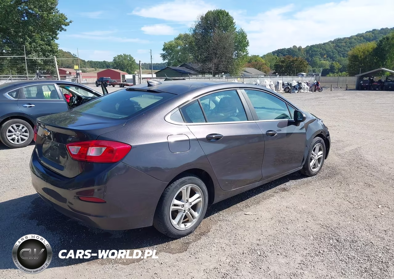 2016 Chevrolet Cruze Lt Auto VIN:1G1BE5SM2G7260451 - 4