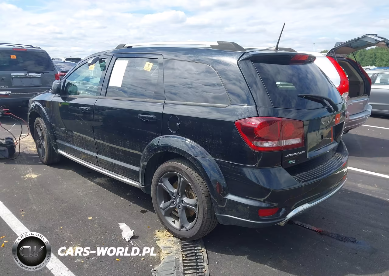 2019 Dodge Journey Crossroad VIN:3C4PDCGG8KT857955 - 3