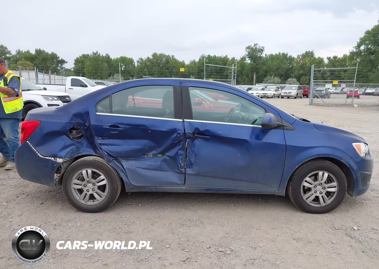 2013 Chevrolet Sonic Lt Auto VIN:1G1JC5SH1D4199384 - 13