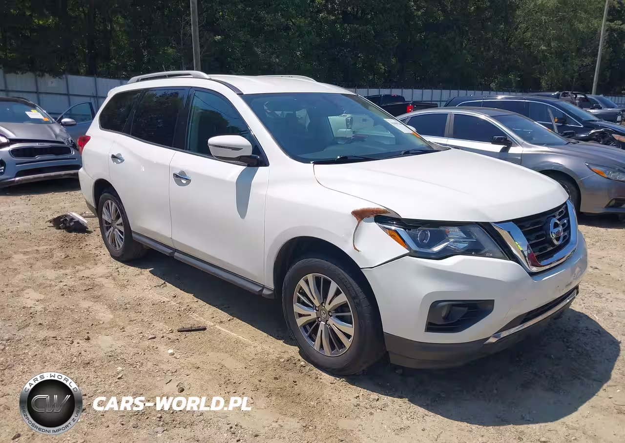 2018 Nissan Pathfinder Sv