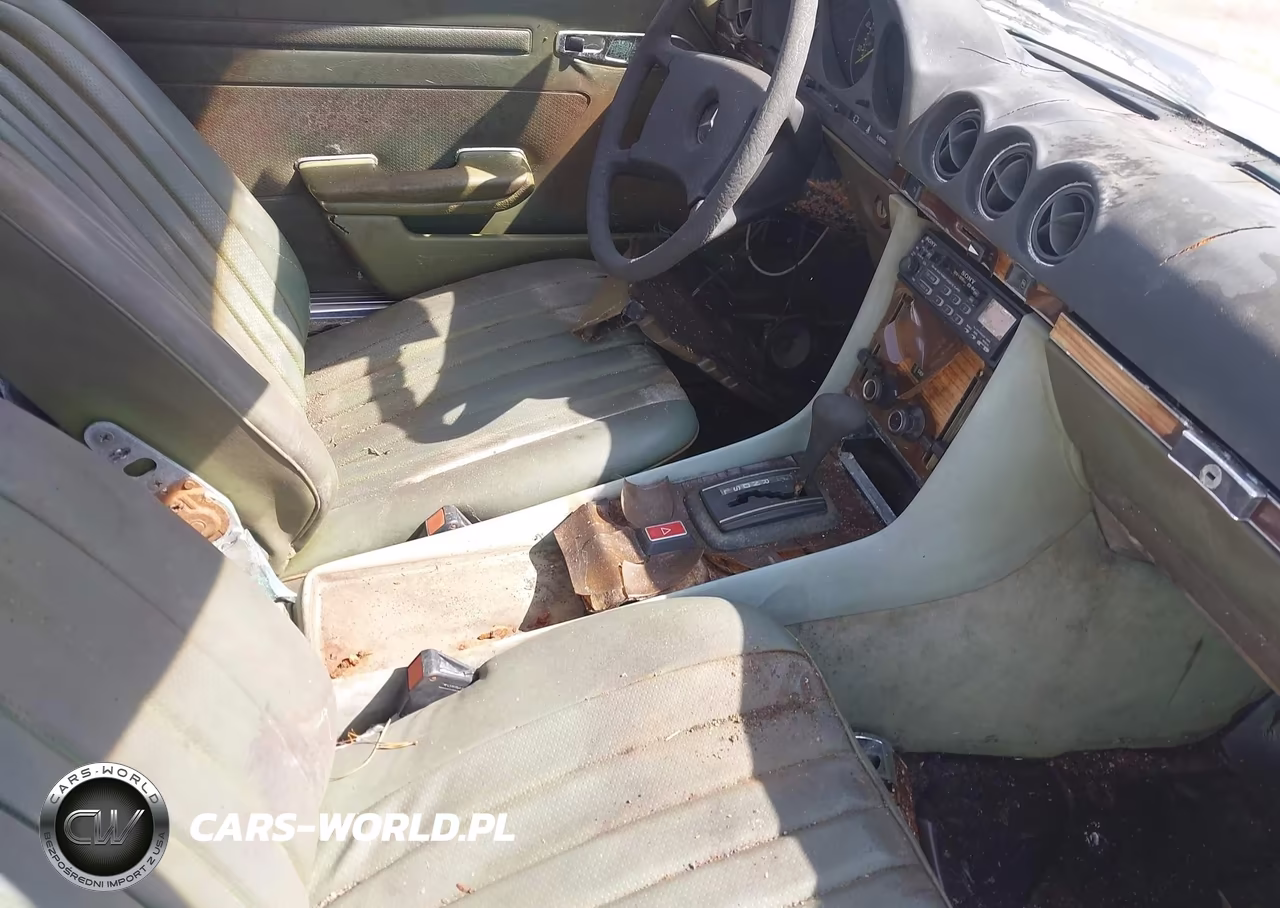 1980 Mercedes-Benz 280 Series VIN:WDB10704212008417 - 12