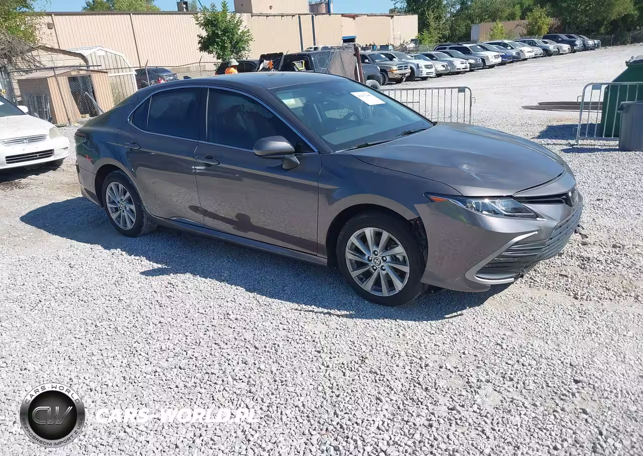 2023 Toyota Camry Le