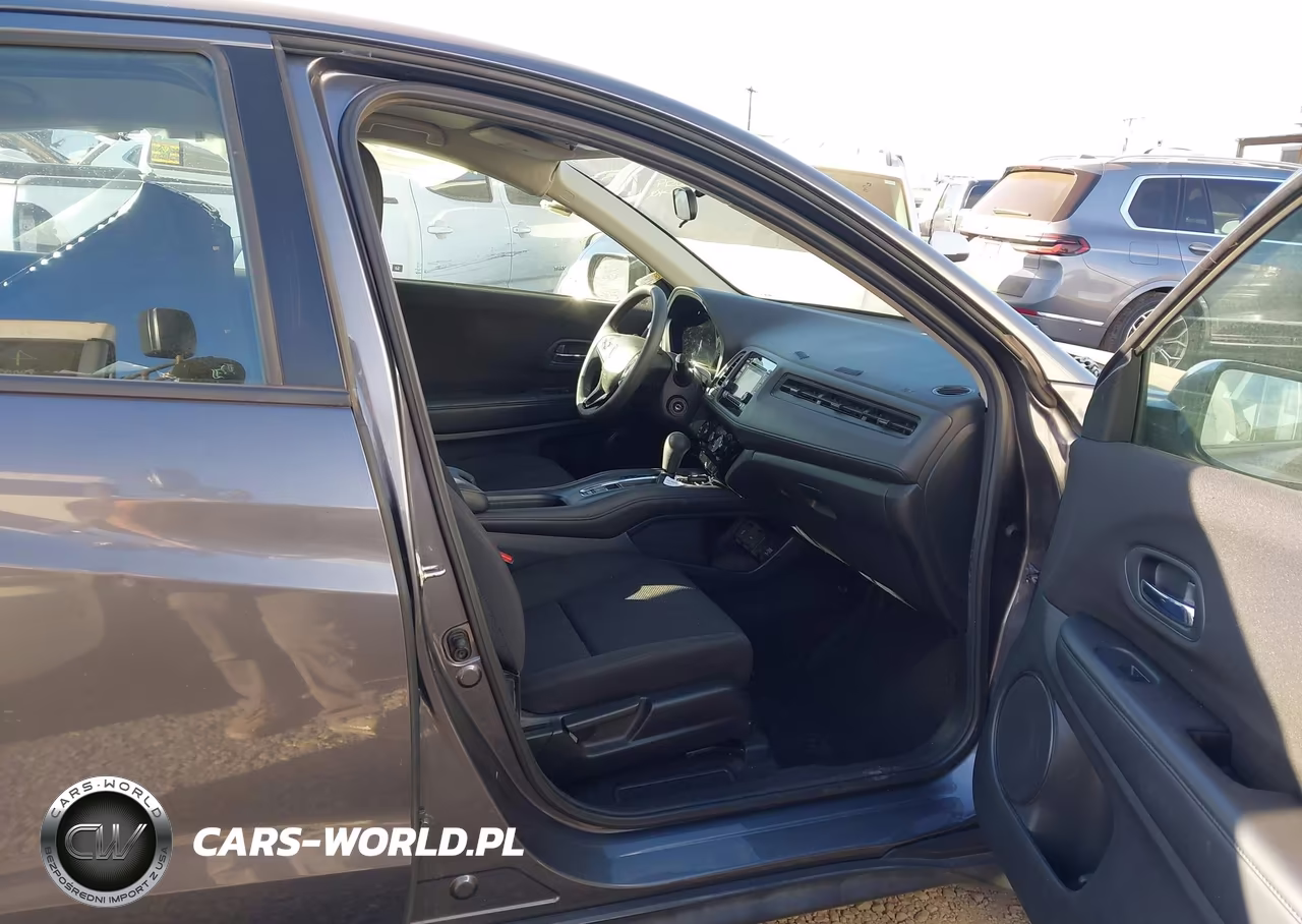 2017 Honda Hr-V Lx VIN:3CZRU5H31HG705091 - 5